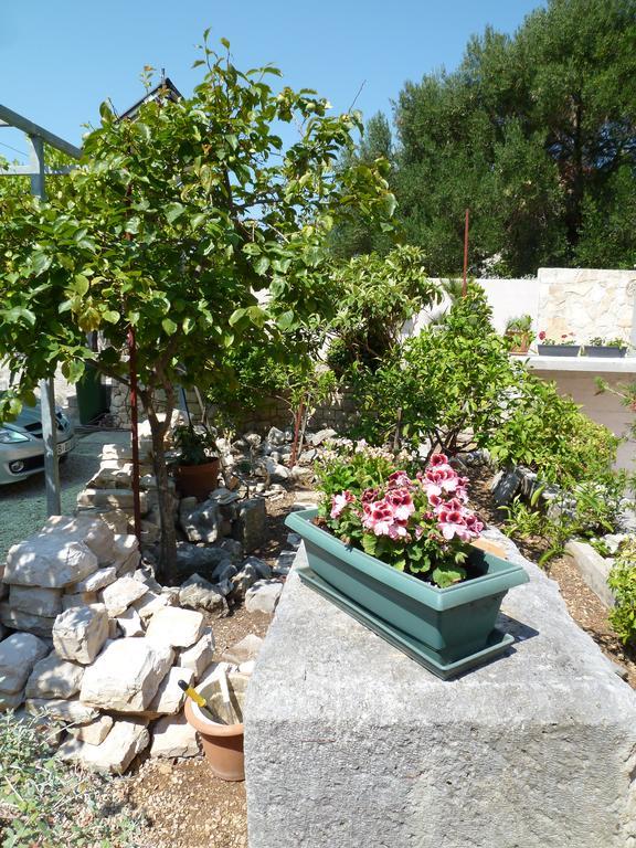 Apartments Helena أوروبيتش المظهر الخارجي الصورة